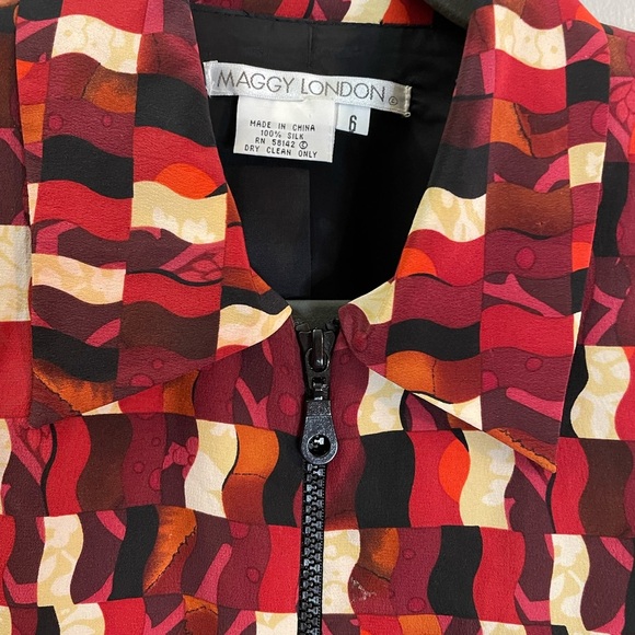 Maggy London Women’s 100% Silk Black/Red Lightweight Jacket Sz 6 - Picture 2 of 3